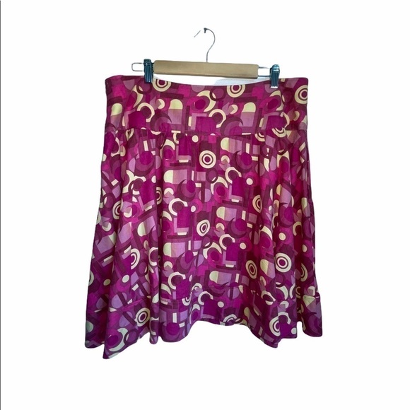 🌻Larry Levine Flirty Geometrical Skirt. Size 16 - Picture 1 of 6